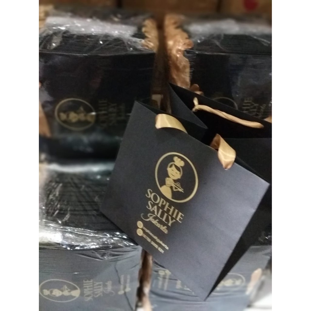 

Paperbag jemani hitam sablon uk(30x8x25)
