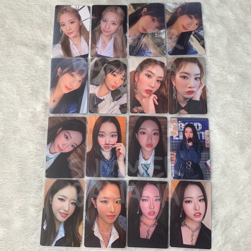 Loona Season Greetings 2022 Photocard [ Heejin, Yeojin, Kim Lip, Gowon, Olivia Hye ] PC SG22