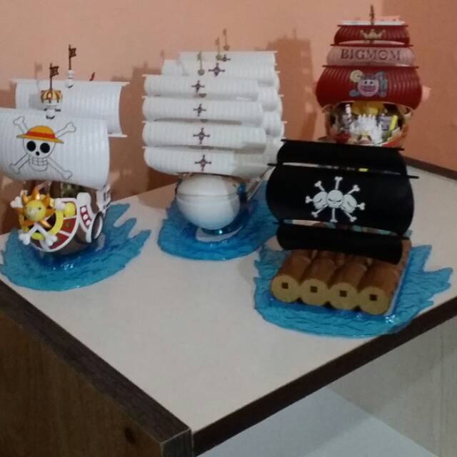 4 kapal kit one piece bandai