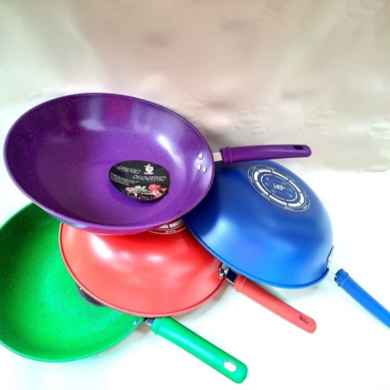 Wajan Gagang Warna Enamel Kuali Marbel 34cm Penggorengan Warna