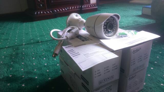 CCTV 2MP 4IN1 OOTDOOR MEREK AOPVISION metal besi TAHAN AIR GARANSI 2 TAHUN