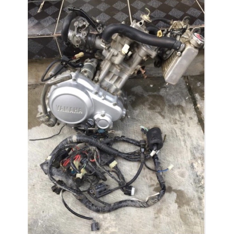 Oli Mesin Vixion Old - Homecare24