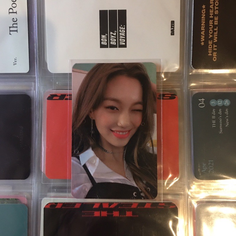 WEKIMEKI DOYEON KISS KICKS PHOTOCARD
