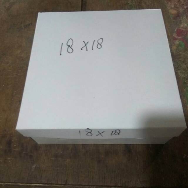 

Dus nasi putih polos merk mickey uk 18*18