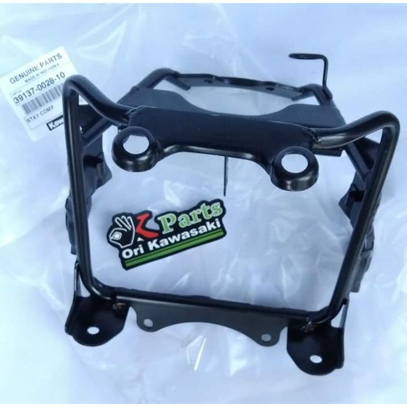Braket batok ninja R / bracket Barong ninja R original kawasaki