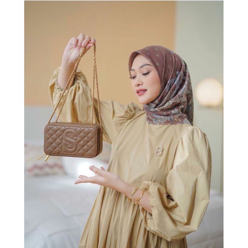 Yura Bag Buttonscarves in Mocca