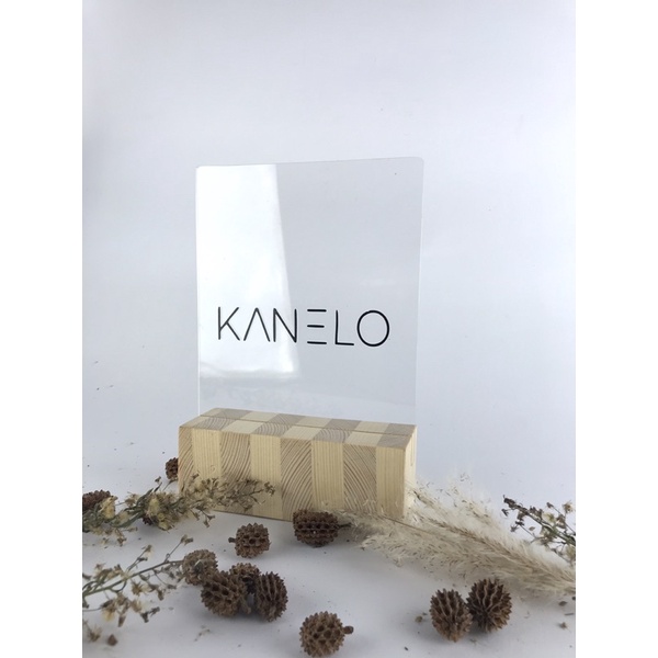Tatakan acrylik ukuran 13x4x4 bahan kayu jati belanda