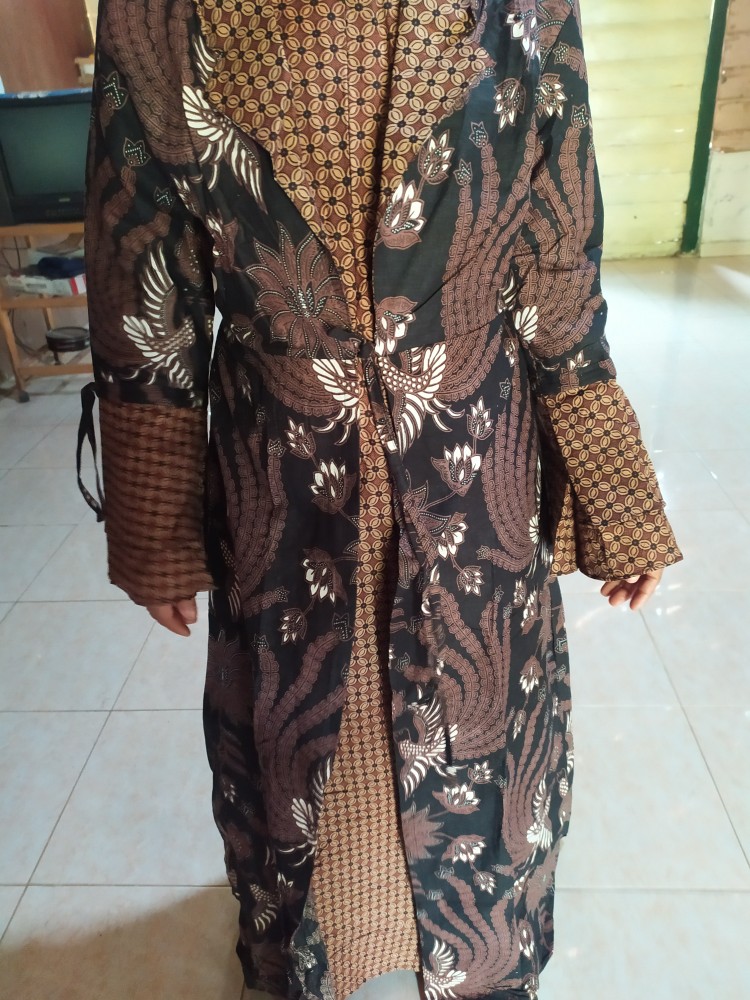 Couple Batik Keluarga Motif Manuk Kembar