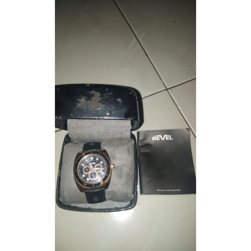 Jam Tangan Revel preloved