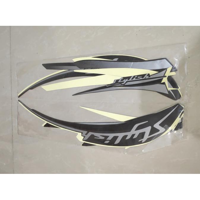 STIKER BODI & LIS BODY & STRIPING SCOOPY 2019 STYLISH HITAM DOFF