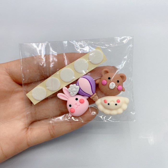 

Stiker 3D 4pcs Botol Minum Viral Karakter Sticker Tempel Dekorasi Anak