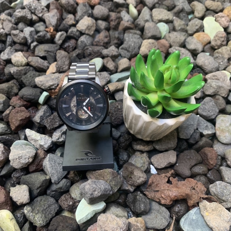 Jam tangan ripcurl recon XL automatic titanium