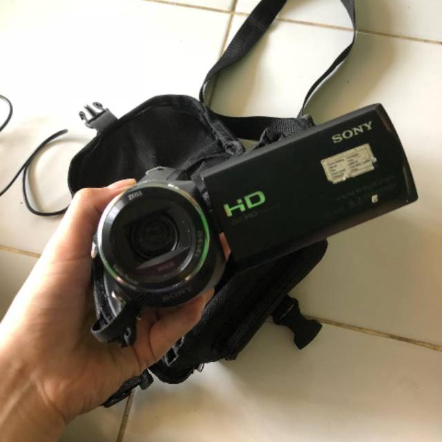 Handycam sony HDR-CX 405