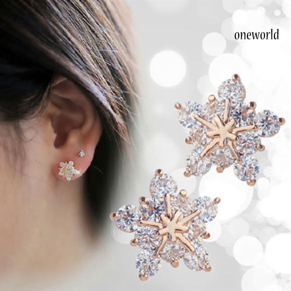 OW@ 1 Pair Earings Stud Delicate Elegant Snowflake Shaped Ear Studs for Party