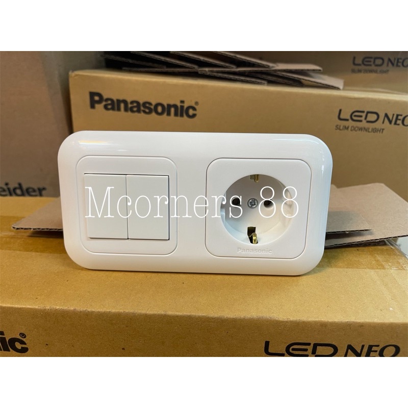 Panasonic Wide Series Stopkontak Non CP  + Blank + Blank