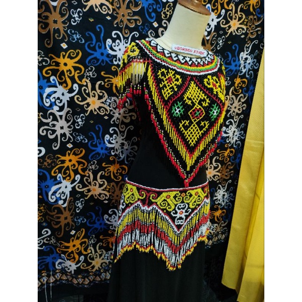 satu set aksesoris pakaian kostum adat dayak rompi manik ikat pinggang manik jumbo ukuran wanita dew