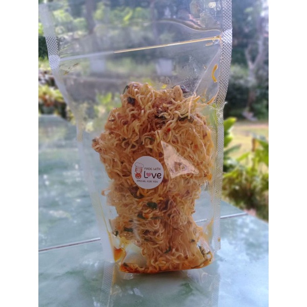

Mie kremes daun jeruk kemasan 100gr