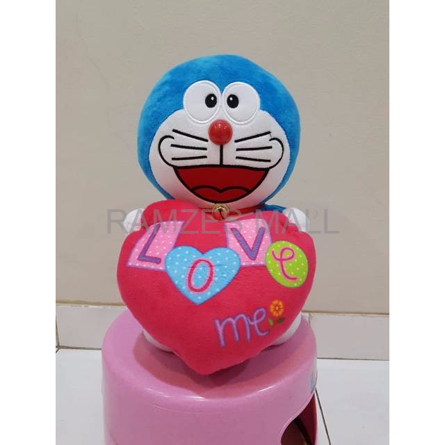 BONEKA MURAH BANTAL Boneka Doraemon Kecil Love Me Berkualitas