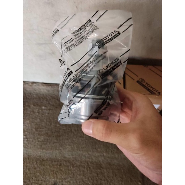 Ball Joint Bawah Innova 2005 - 2015 / Fortuner 2005 - 2015 Original