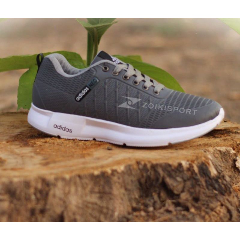 sepatu sport pria runing sneakers sepatu olahraga