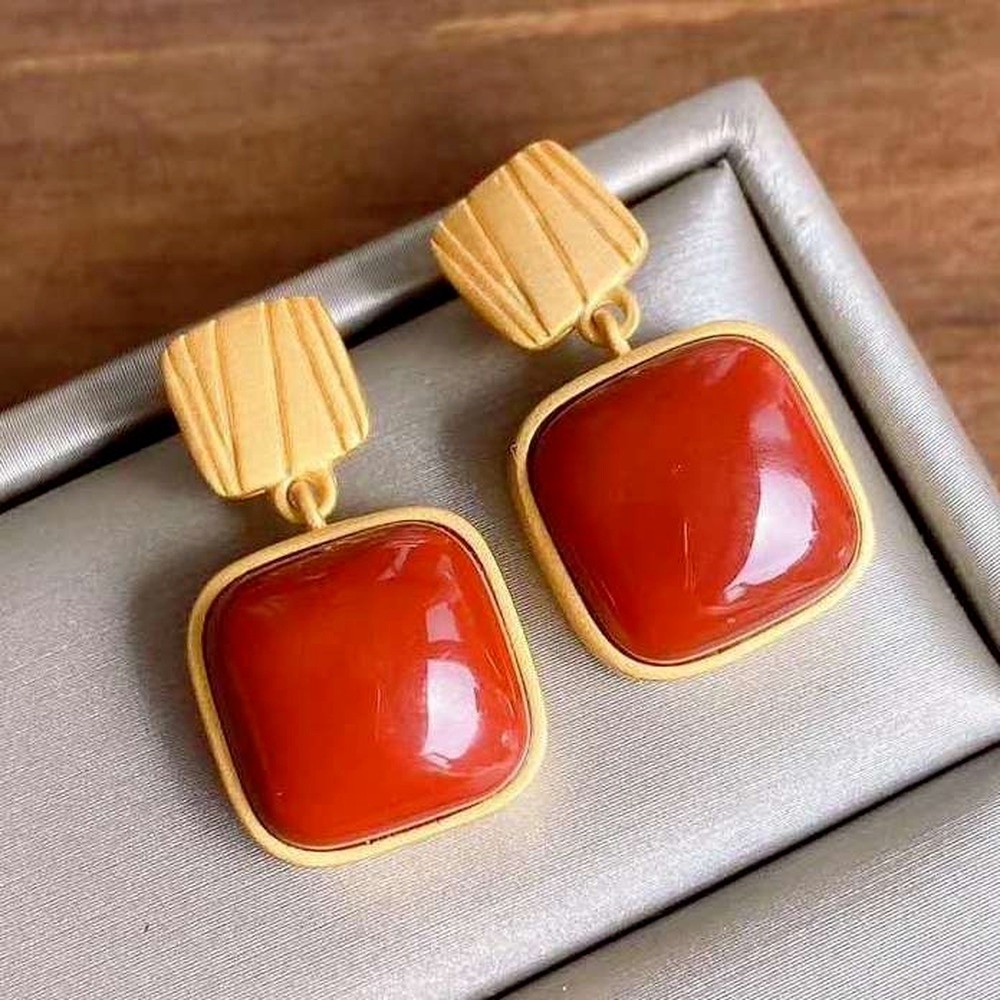 Anting Gantung Batu Giok Hetian Desain Simple Mewah Untuk Wanita