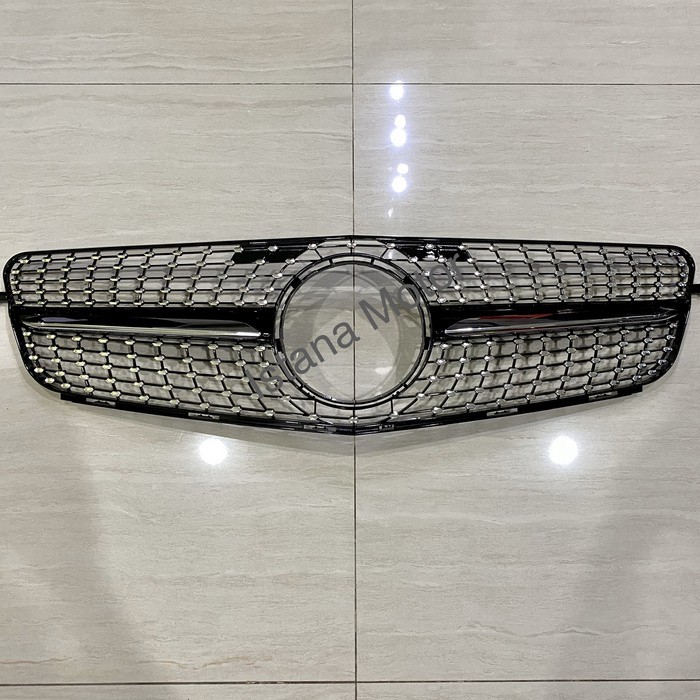 *Otomotif* Grill diamond mercedes w204 black