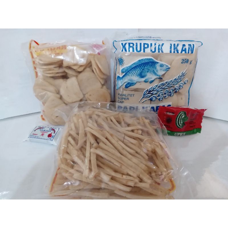 

PAKET HEMAT ( BUY 2 GET 1 ) KERUPUK 750 GRAM PADI KAPAS KANCING STIK SEDANG ASLI SUPER GRATIS Terasi Khas CIREBON