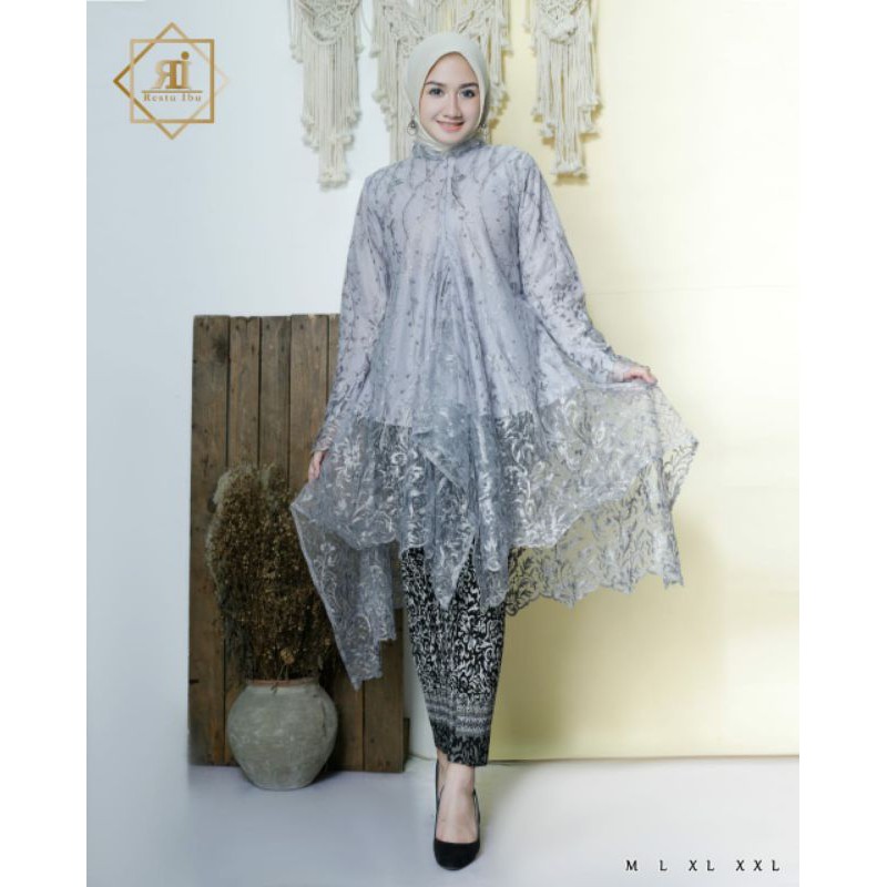 Kebaya modern