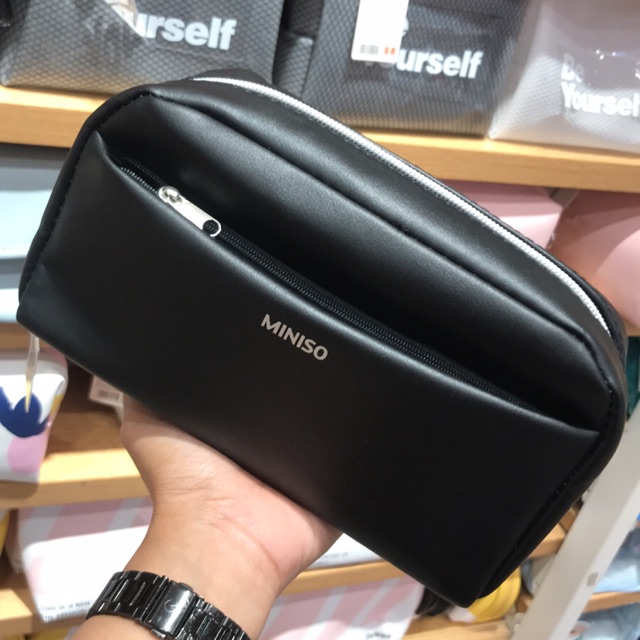 Pouch makeup miniso
