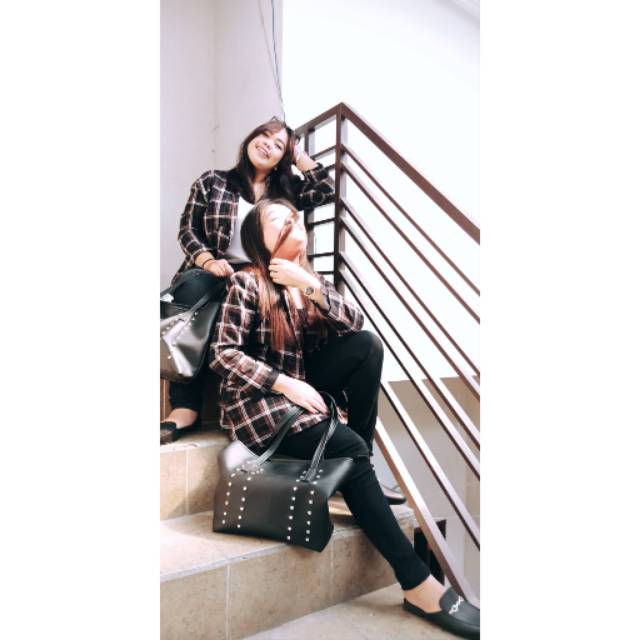 novitasariflamboyanlaw