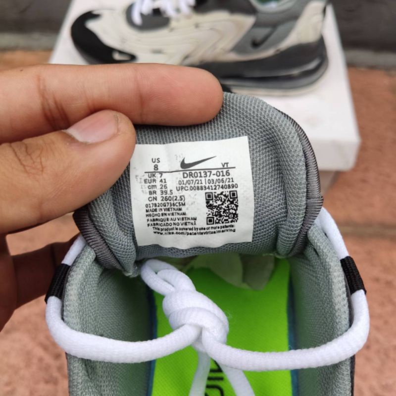 Sepatu Nike Air max 270 cactus Jack x Travis scoot Grey BNIB original Made in Vietnam / sepatu casual / sepatu pria