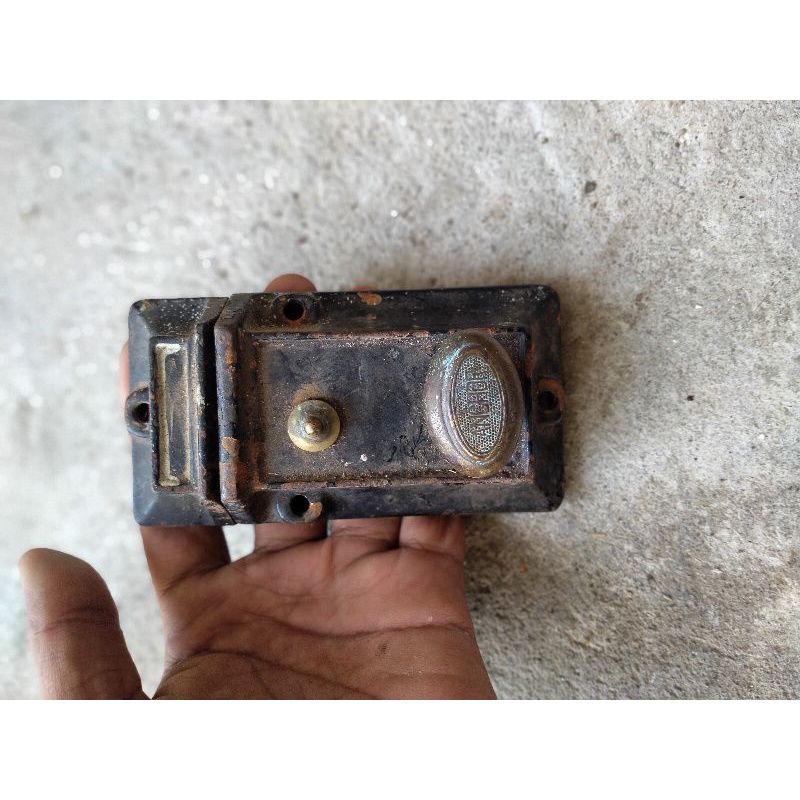Slot Pintu Vintage,Slot Pintu Jadul,Slot Pintu Lawasan Antik Kuningan