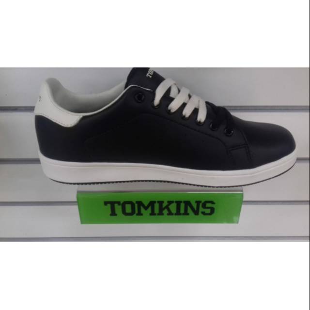Sepatu TOMKINS Pria warna hitam size 39-44