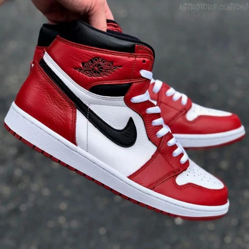 NIKE AIR JORDAN RETRO 1 BRED' TOE ORIGINAL-4