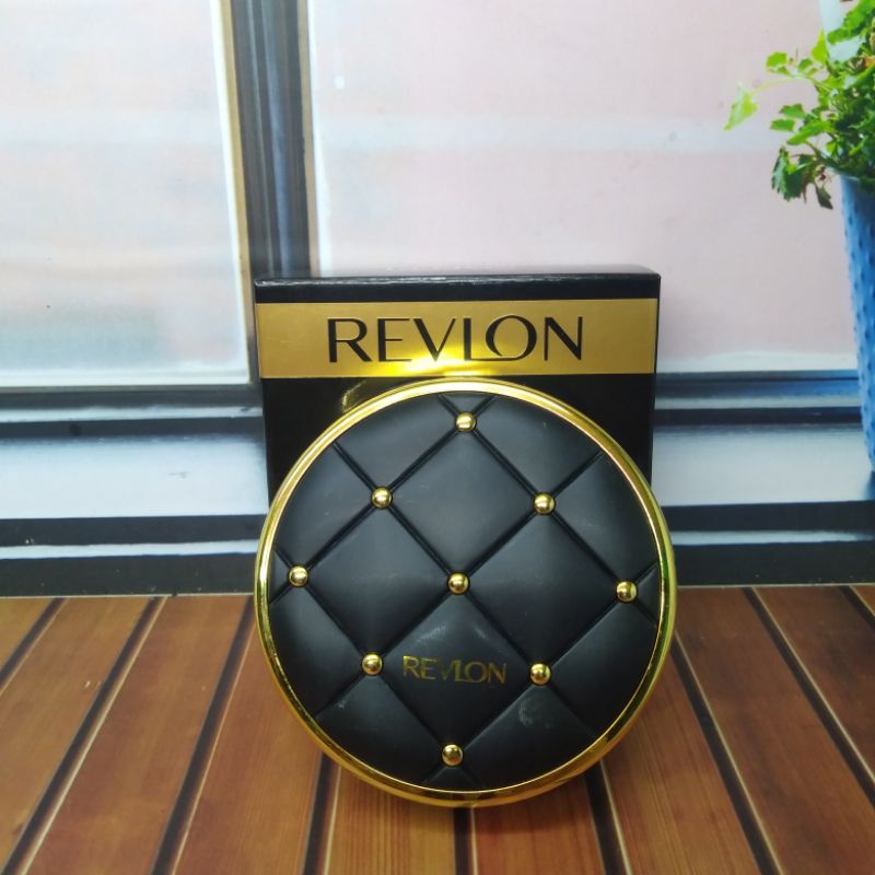 Bedak Padat Revlon 2in1