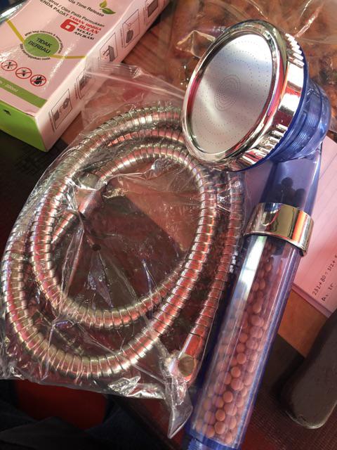 {terlaris} Kepala Shower Head Ion Spa Ionizer Healthy Crystal 3 Mode Bonus Selang + Holder
