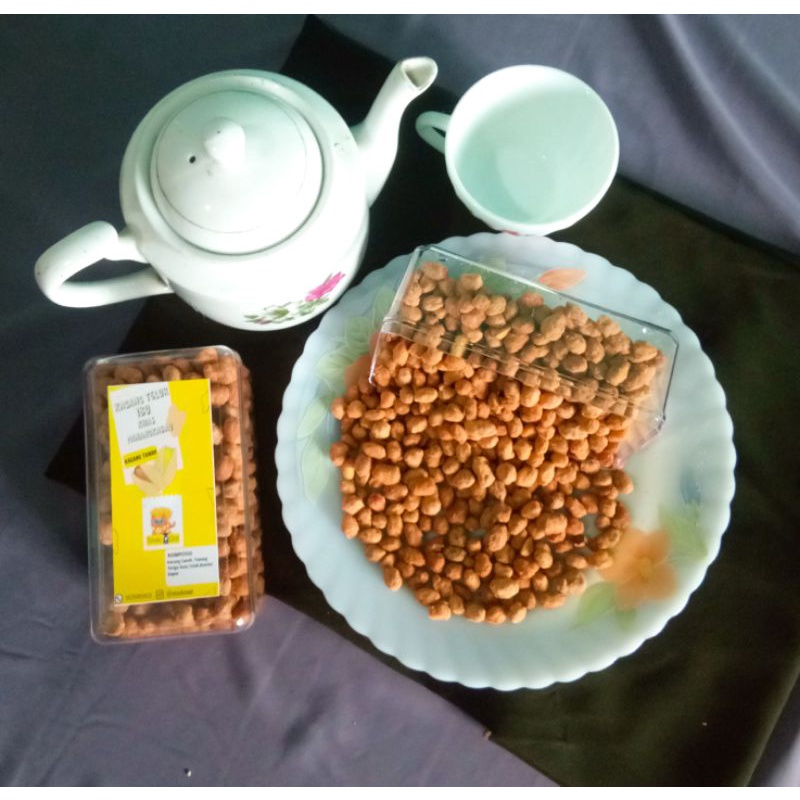 

Kacang Telur khas minang 500 gram/ Makanan ringan