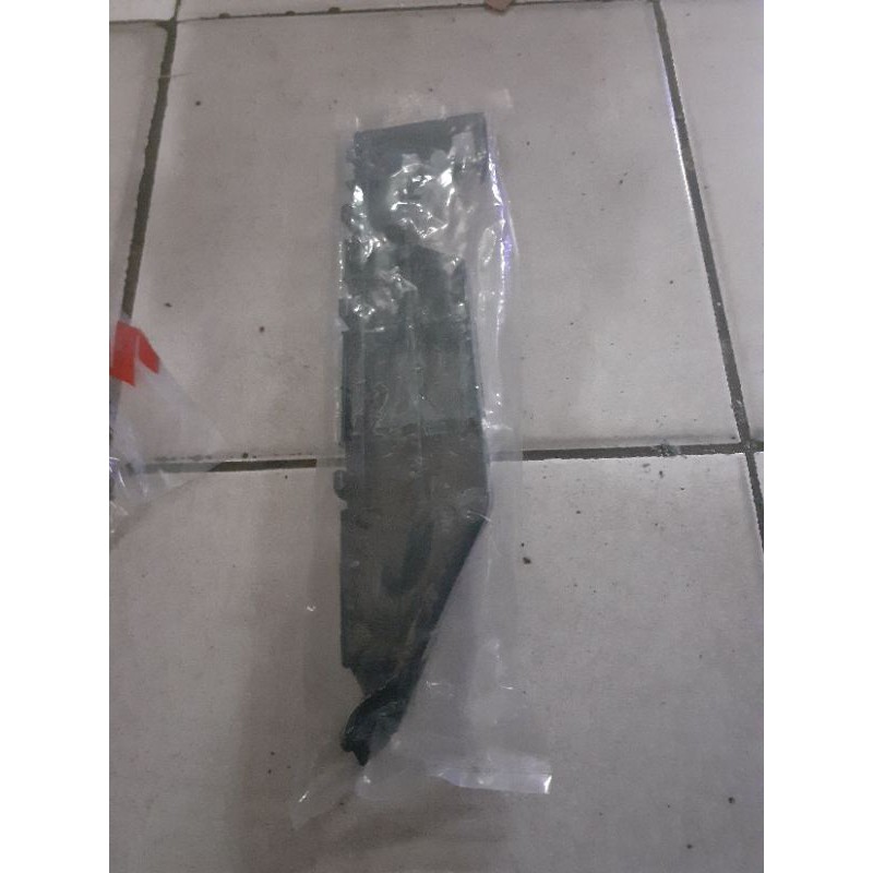 beeket bemper depan suzuki swift