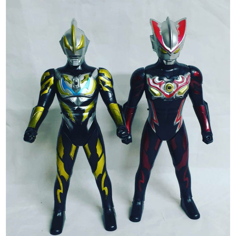 Mainan Ultraman DX Kantong