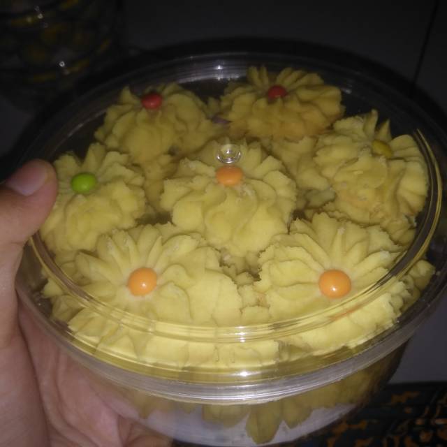 

Kue semprit