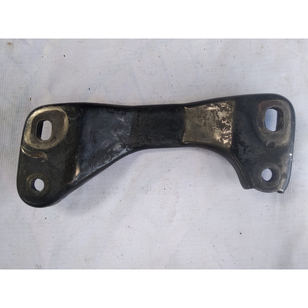 Dudukan Knalpot Breket Knalpot Kenalpot Tahanan Dudukan Knalpot Yamaha Mio Sporty Mio lama Mio Soul