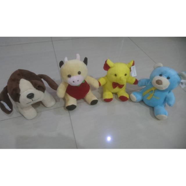 Boneka timezone capitan kecil
