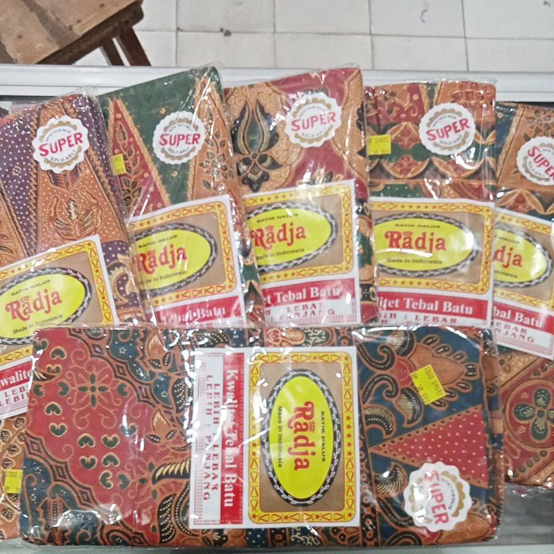 RADJA kain sarung dan kain panjang batik