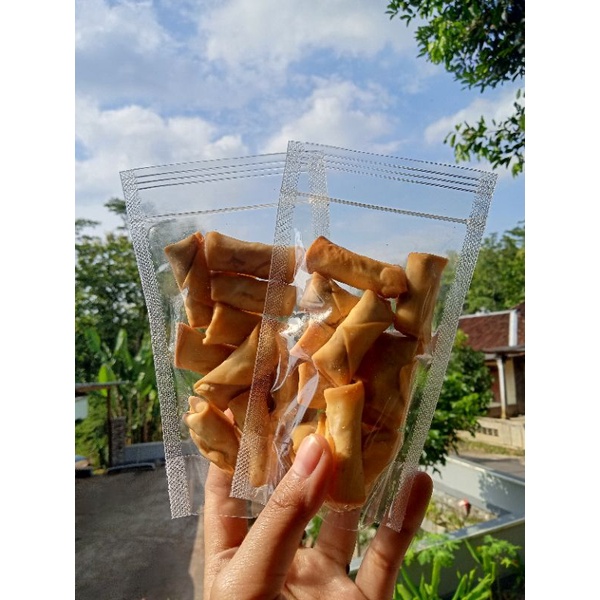 

Kupang coklat kulit pangsit isi coklat