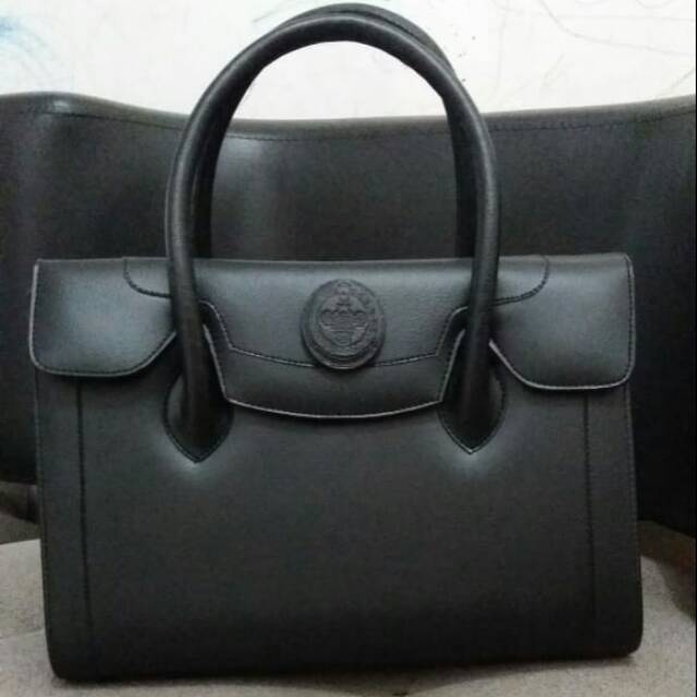 Tas bonia polos persit