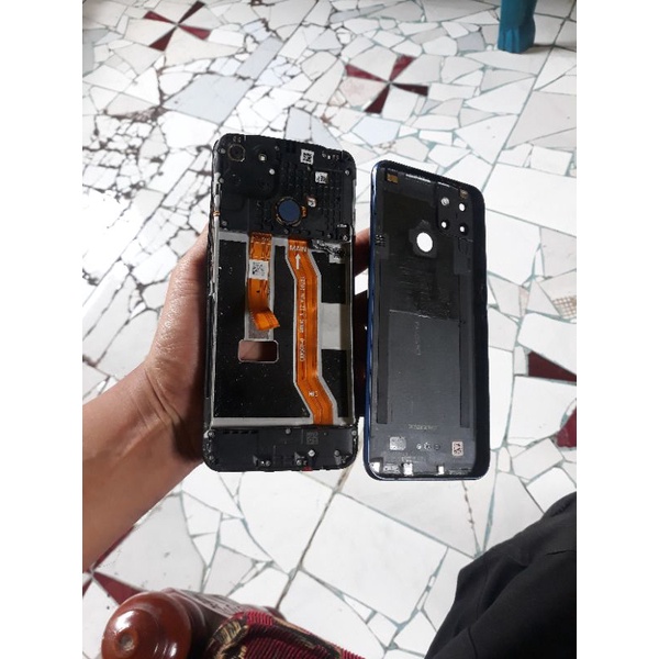 Realme C12 Minus