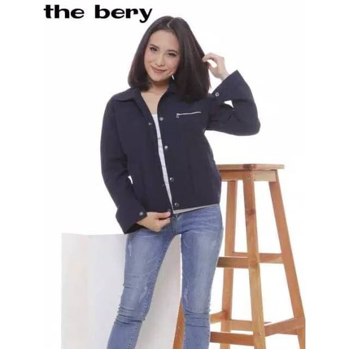 70 Model Jaket Kanvas Wanita Gratis Terbaru