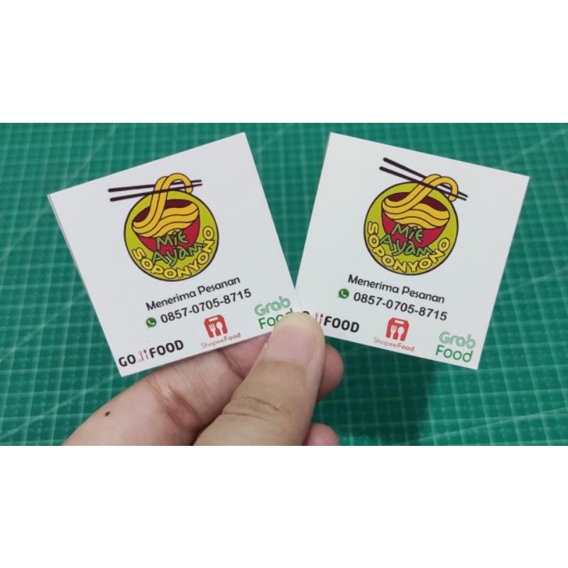 

cetak stiker custom - stiker - label makanan - label minuman