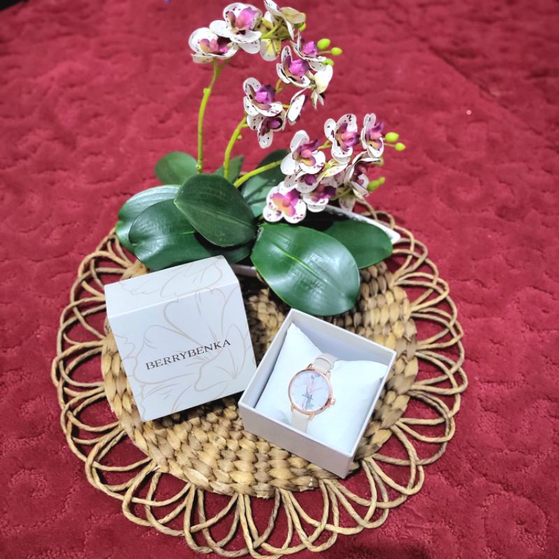 jam tangan berrybenka