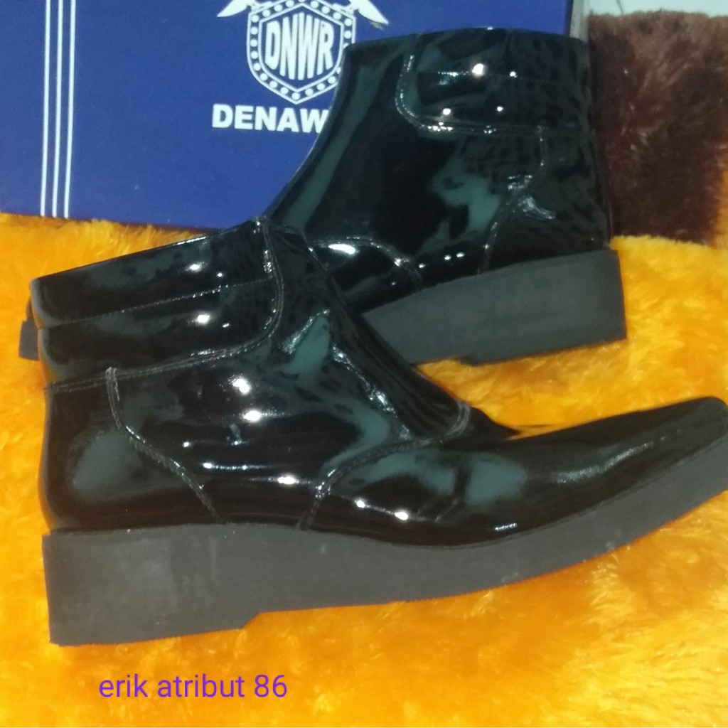 Sepatu pdlsus polwan denawari